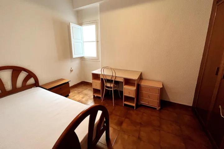 Comfortable Room - Habitacion Acogedora Valencia Exterior photo